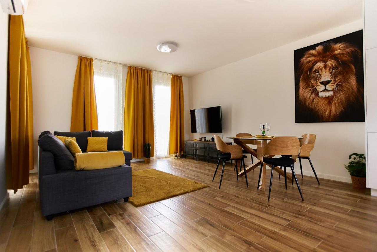 Starlight Bronze Szeged- Exclusive Exterior foto