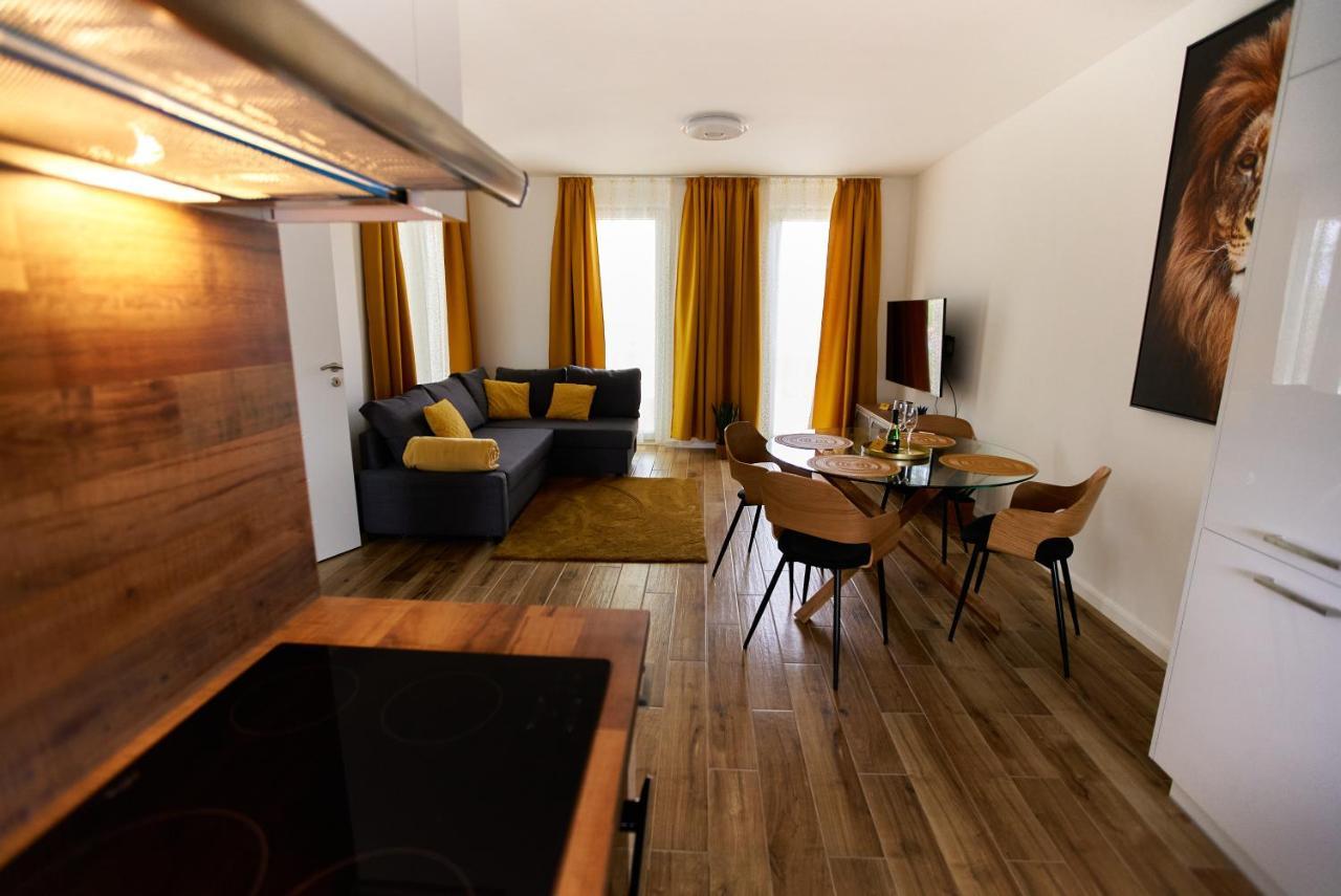 Starlight Bronze Szeged- Exclusive Exterior foto